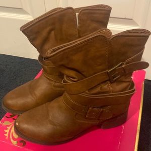 Dark Brown, mid -calf boots